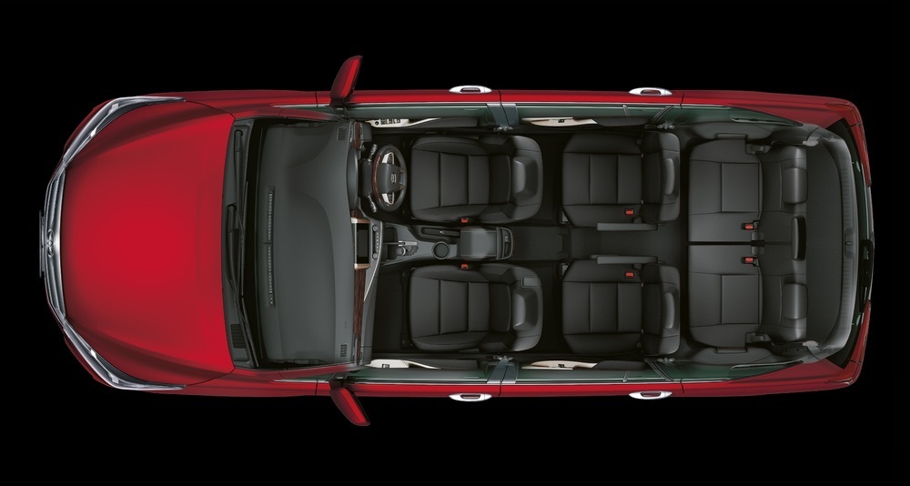 toyota-innova-premium-mpv-car-malaysia-features-premium-black-combination-leather-seats-7-seater-arrangement